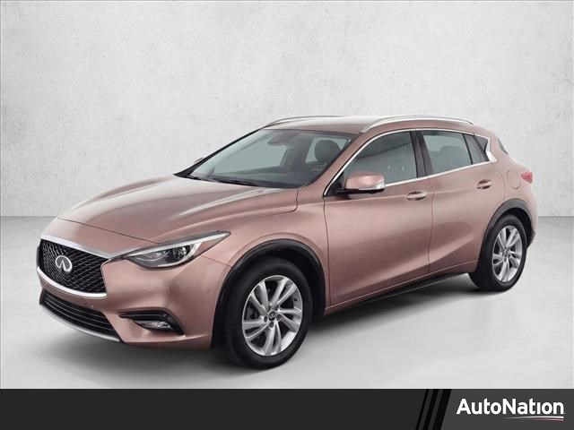 2017 INFINITI QX30 Premium FWD