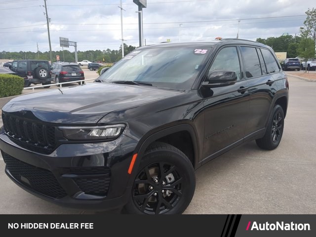 Diamond Black Crystal Pearlcoat 2025 Jeep Grand Cherokee SUV / Crossover Four-Wheel Drive 8-Speed Automatic