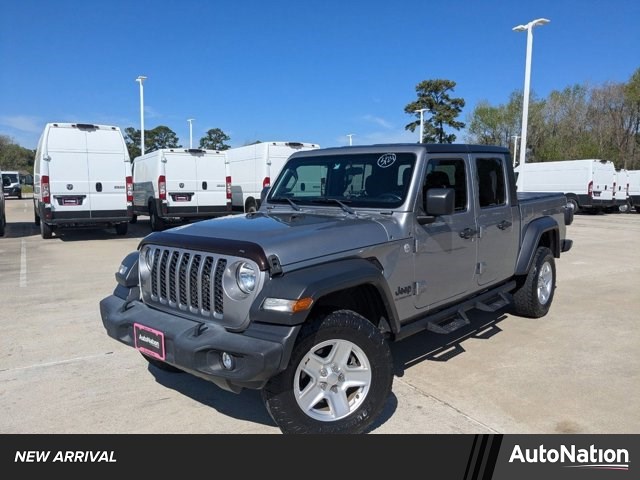 2020 Jeep Gladiator Sport S Crew Cab 4WD