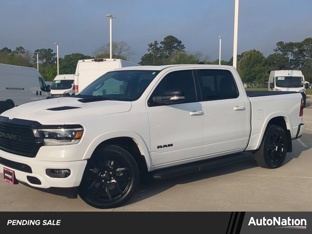 Bright White Clearcoat 2021 RAM 1500 Laramie Crew Cab RWD Pickup Truck 4X2 8-Speed Automatic
