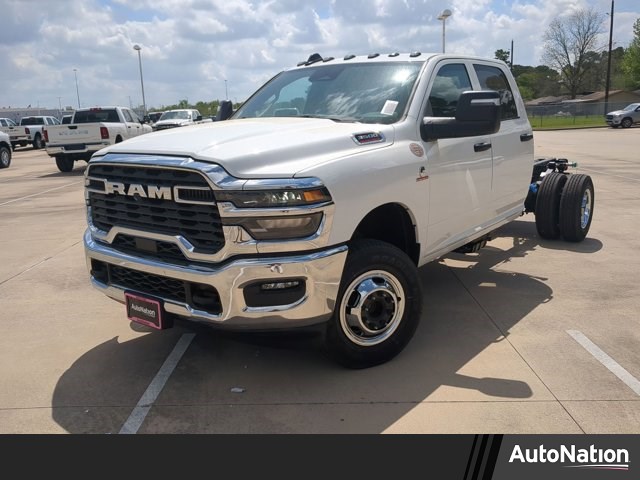 2026 RAM 3500 Chassis Tradesman Crew Cab LB DRW 4WD