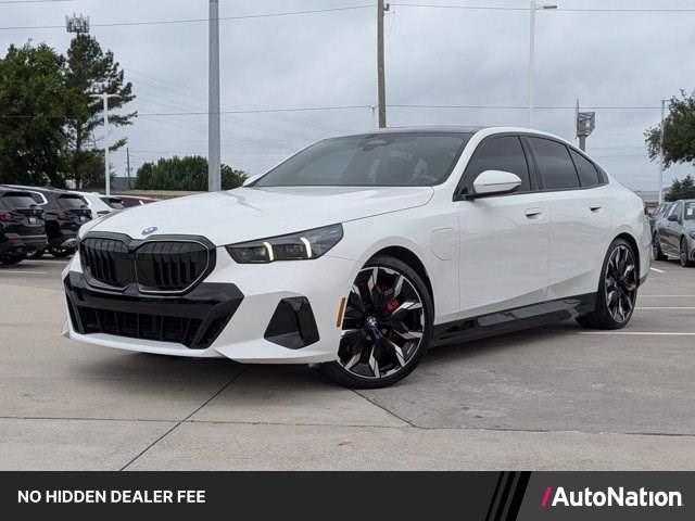 Alpine White 2026 BMW 5 Series 550e xDrive Sedan All-Wheel Drive Automatic