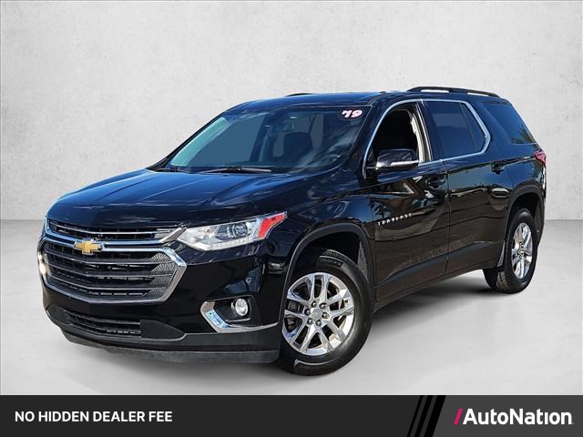 Mosaic Black Metallic 2019 Chevrolet Traverse SUV / Crossover Front-Wheel Drive 9-Speed Automatic