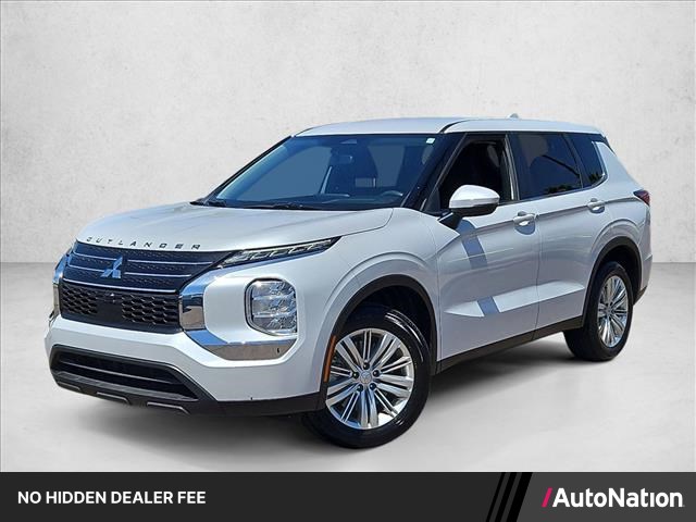 White 2024 Mitsubishi Outlander ES FWD SUV / Crossover Front-Wheel Drive Automatic