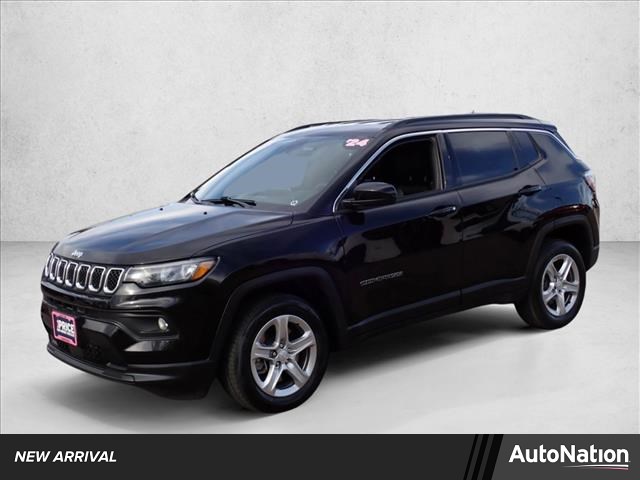 Diamond Black Crystal Pearlcoat 2024 Jeep Compass Latitude 4WD SUV / Crossover Four-Wheel Drive 8-Speed Automatic