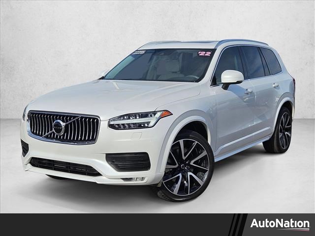 2022 Volvo XC90 T6 Momentum 7-Passenger AWD