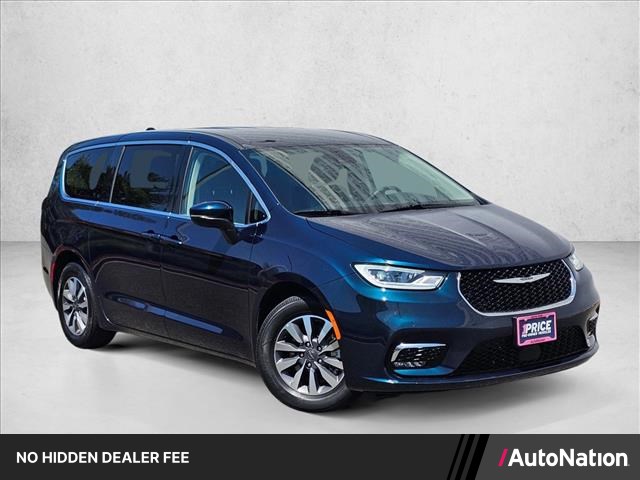 2023 Chrysler Pacifica Hybrid Touring L FWD