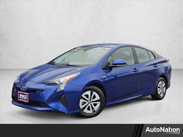 2017 Toyota Prius Three FWD