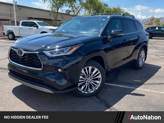 Midnight Black Metallic 2026 Toyota Highlander Hybrid SUV / Crossover All-Wheel Drive Automatic