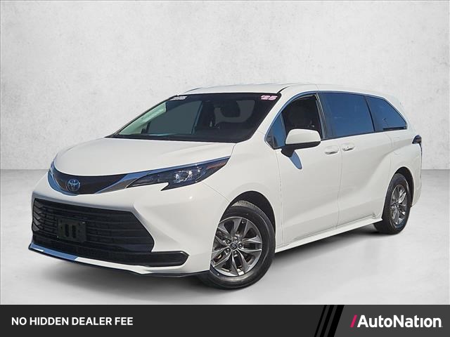 2025 Toyota Sienna LE 8-Passenger FWD