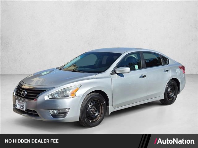 Brilliant Silver Metallic 2013 Nissan Altima Sedan Front-Wheel Drive Automatic