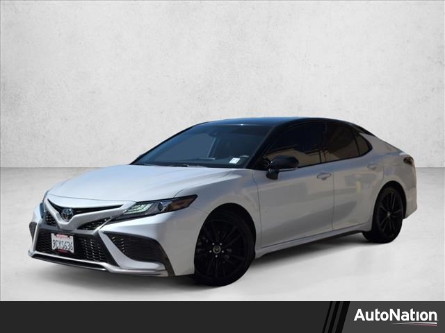 Wind Chill Pearl/Midnight Black Metallic 2022 Toyota Camry XSE FWD Sedan Front-Wheel Drive Automatic
