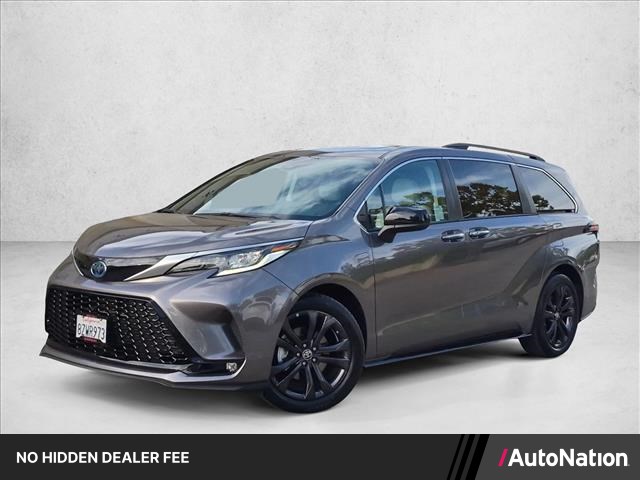 Predawn Gray Mica 2022 Toyota Sienna Minivan Front-Wheel Drive Automatic