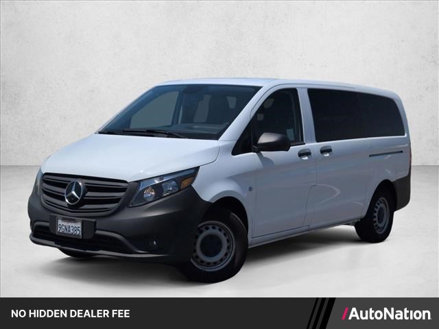  2023 Mercedes-Benz Metris Passenger RWD   