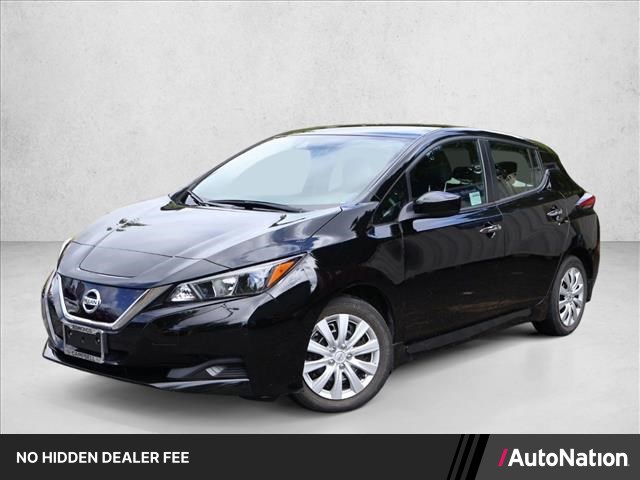 2022 Nissan LEAF S FWD