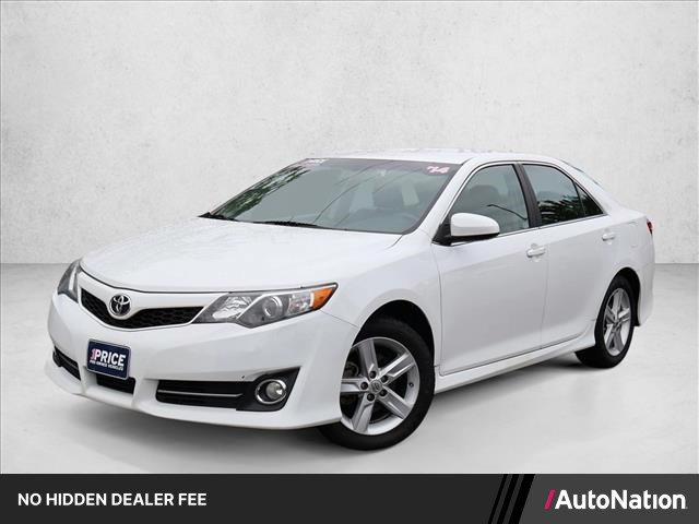 White 2014 Toyota Camry Sedan Front-Wheel Drive Automatic