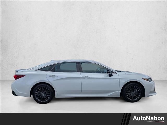White (Wind Chill Pearl) 2020 Toyota Avalon Hybrid XSE FWD Sedan Front-Wheel Drive Automatic