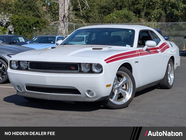 Bright White 2012 Dodge Challenger Coupe Rear-Wheel Drive 5-Speed Automatic