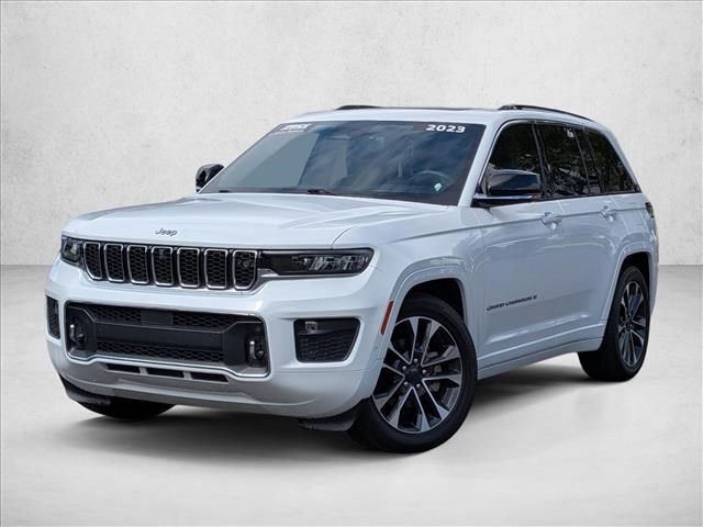 2023 Jeep Grand Cherokee Overland 4WD