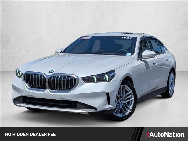Mineral White Metallic 2024 BMW 5 Series 530i RWD Sedan Rear-Wheel Drive Automatic