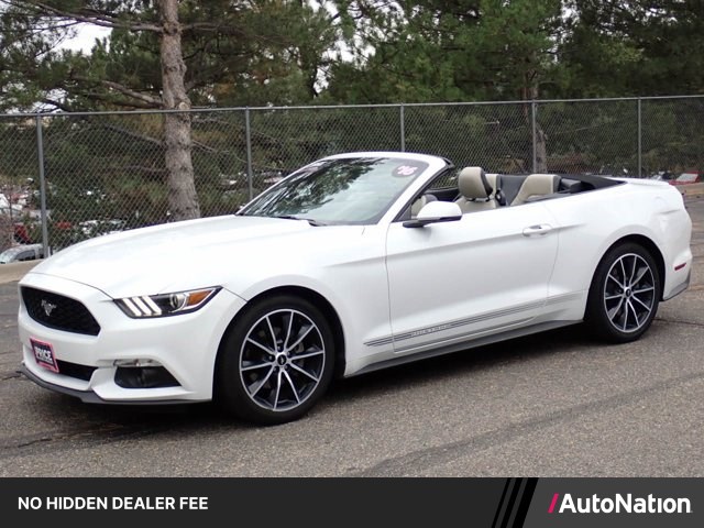 Oxford White 2016 Ford Mustang Convertible Rear-Wheel Drive 6-Speed Automatic
