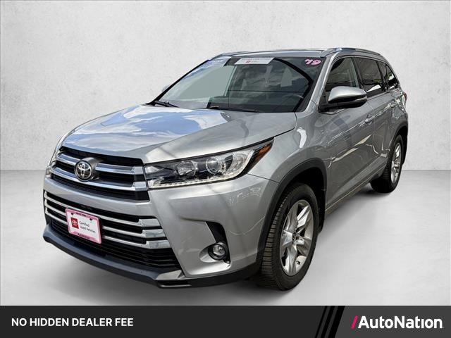 Celestial Silver Metallic 2019 Toyota Highlander SUV / Crossover All-Wheel Drive Automatic