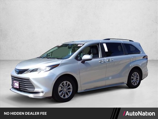 Celestial Silver Metallic 2023 Toyota Sienna Minivan All-Wheel Drive Automatic