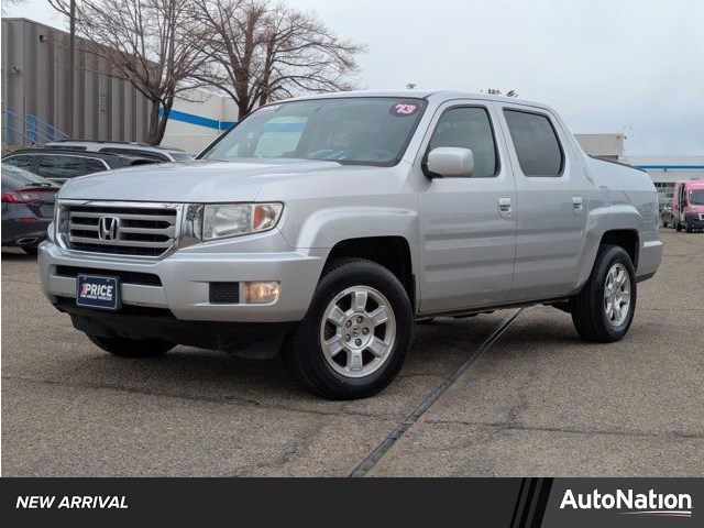 Silver/Gray 2013 Honda Ridgeline RTS Pickup Truck Four-Wheel Drive 5-Speed Automatic