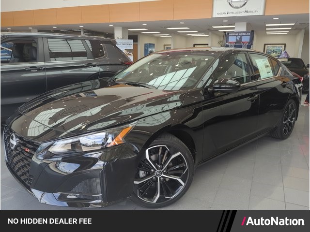 Super Black 2026 Nissan Altima 2.5 SR FWD Sedan Front-Wheel Drive Automatic