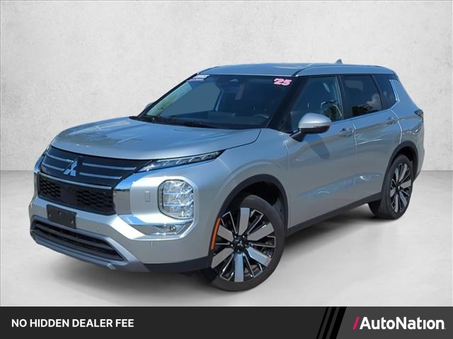 Alloy Silver Metallic 2025 Mitsubishi Outlander SUV / Crossover Front-Wheel Drive Automatic
