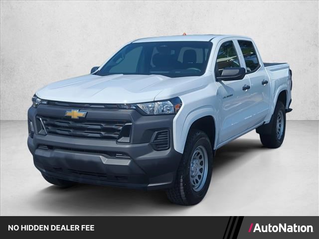 Summit White 2026 Chevrolet Colorado Pickup Truck Four-Wheel Drive 8-Speed Automatic
