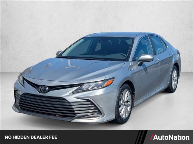 Celestial Silver Metallic 2023 Toyota Camry Sedan Front-Wheel Drive Automatic
