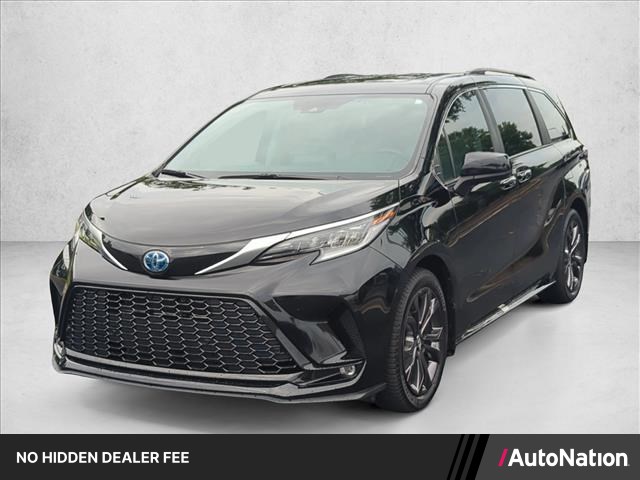 2024 Toyota Sienna XSE 7-Passenger FWD