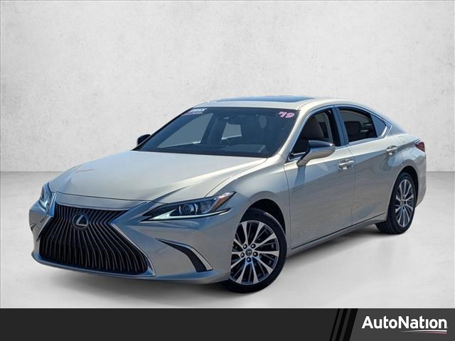 2019 Lexus ES