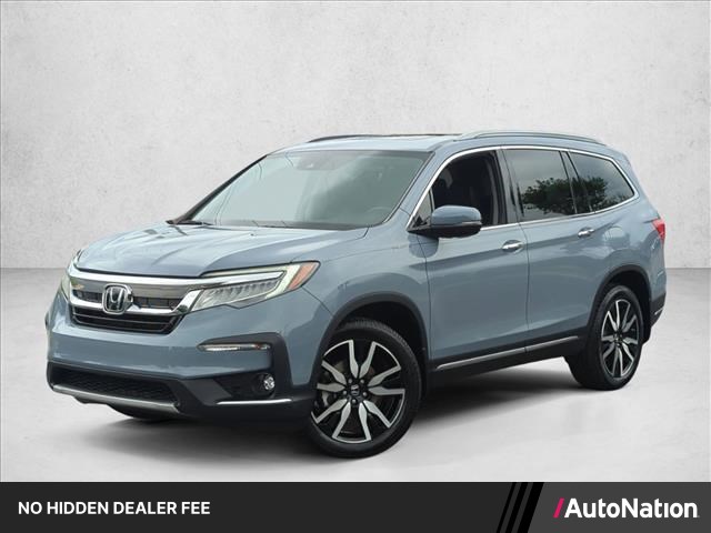 Sonic Gray Pearl 2022 Honda Pilot Touring AWD with Rear Captain's Chairs SUV / Crossover All-Wheel Drive Automatic