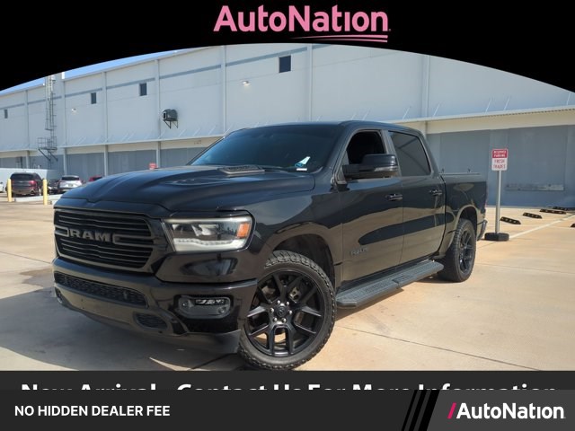 Diamond Black Crystal Pearlcoat 2023 RAM 1500 Pickup Truck Four-Wheel Drive 8-Speed Automatic