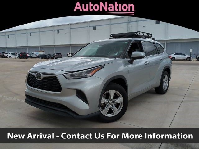 Celestial Silver Metallic 2020 Toyota Highlander L FWD SUV / Crossover Front-Wheel Drive Automatic