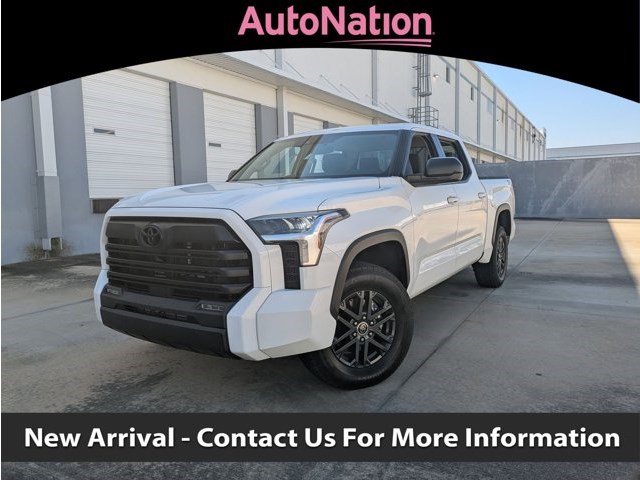 2023 Toyota Tundra SR5 CrewMax Cab 4WD