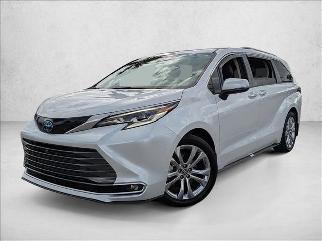 2023 Toyota Sienna Platinum 7-Passenger FWD