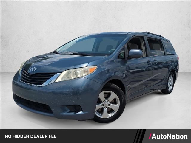 Shoreline Blue Pearl 2014 Toyota Sienna Minivan Front-Wheel Drive Automatic