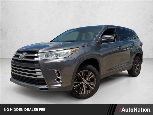  2019 Toyota Highlander LE FWD   