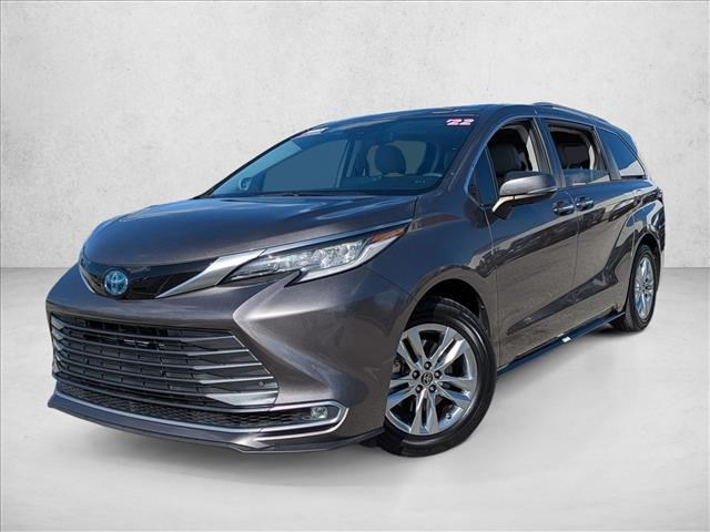 2022 Toyota Sienna Limited 7-Passenger FWD