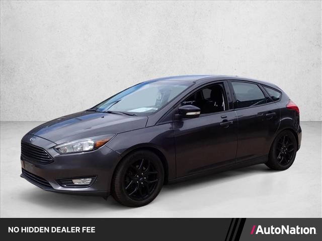 Gray (Magnetic) 2016 Ford Focus Hatchback Front-Wheel Drive 5-Speed Manual