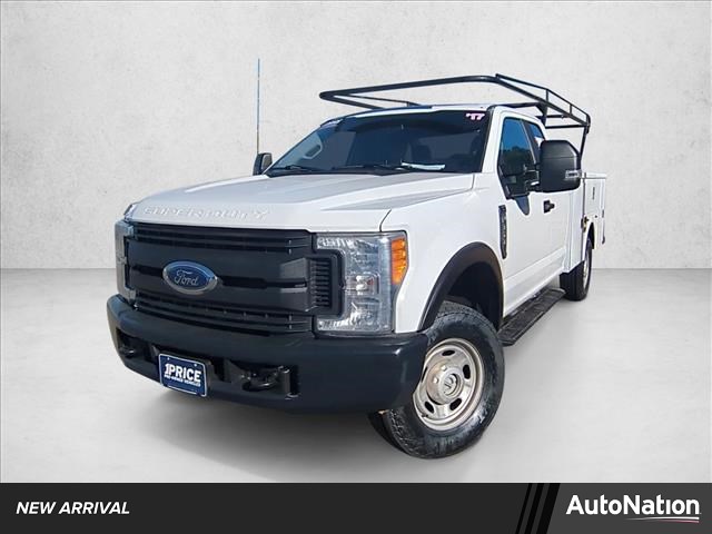 2017 Ford F-350 Super Duty XL SuperCab LB 4WD