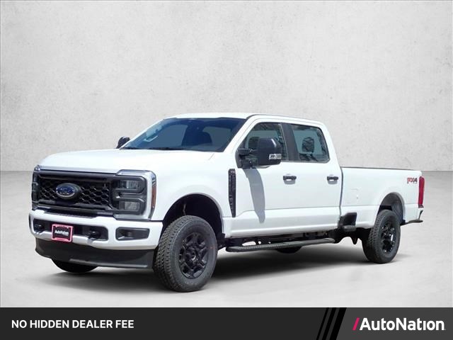 Oxford White 2026 Ford F-250 Super Duty Pickup Truck Four-Wheel Drive Automatic