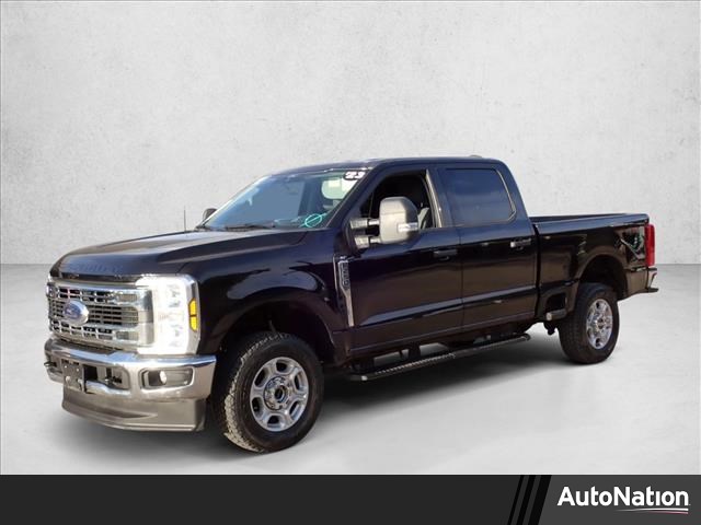 2025 Ford F-250 Super Duty XLT Crew Cab 4WD