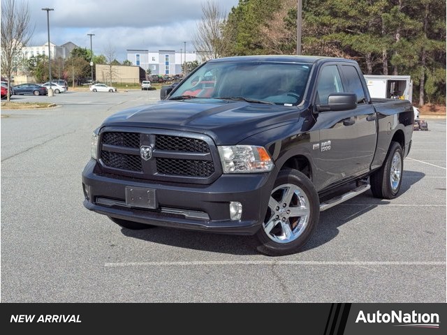 2017 RAM 1500 Express Quad Cab 4WD