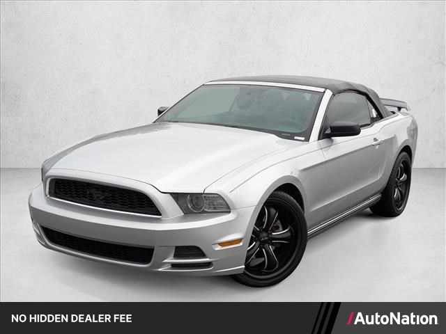 Ingot Silver Metallic 2014 Ford Mustang V6 Convertible RWD Convertible Rear-Wheel Drive 6-Speed Automatic