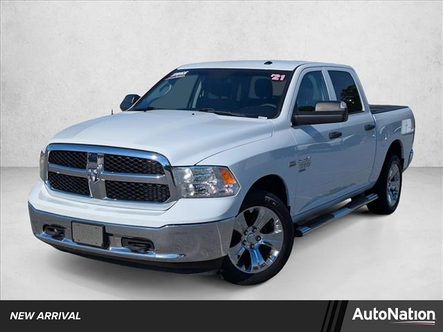 Bright White Clearcoat 2021 RAM 1500 Classic Tradesman Crew Cab 4WD Pickup Truck Four-Wheel Drive 8-Speed Automatic