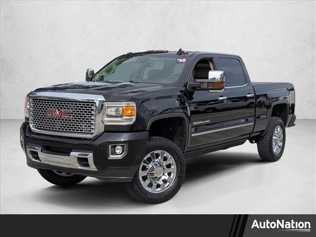 2016 GMC Sierra 2500HD Denali Crew Cab SB 4WD